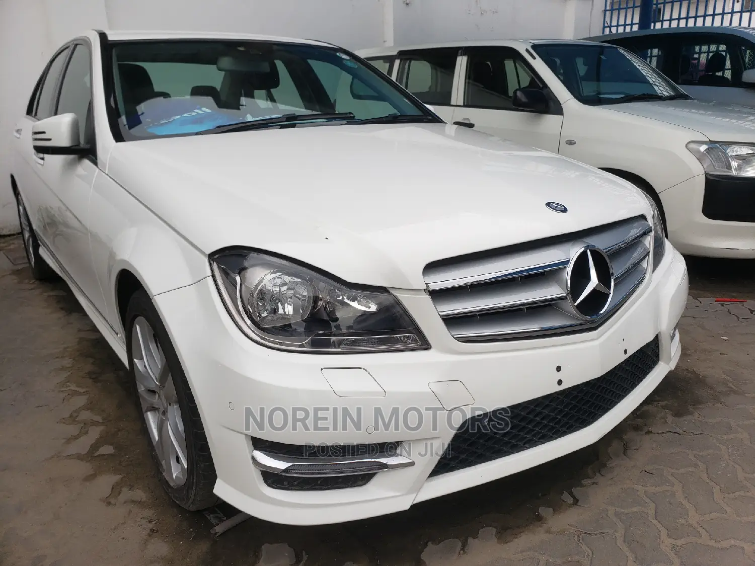 Mercedes-Benz C180 2015 White