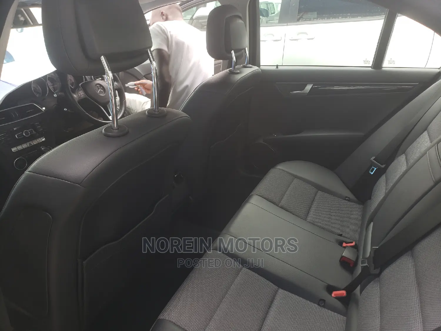 Mercedes-Benz C180 2015 White