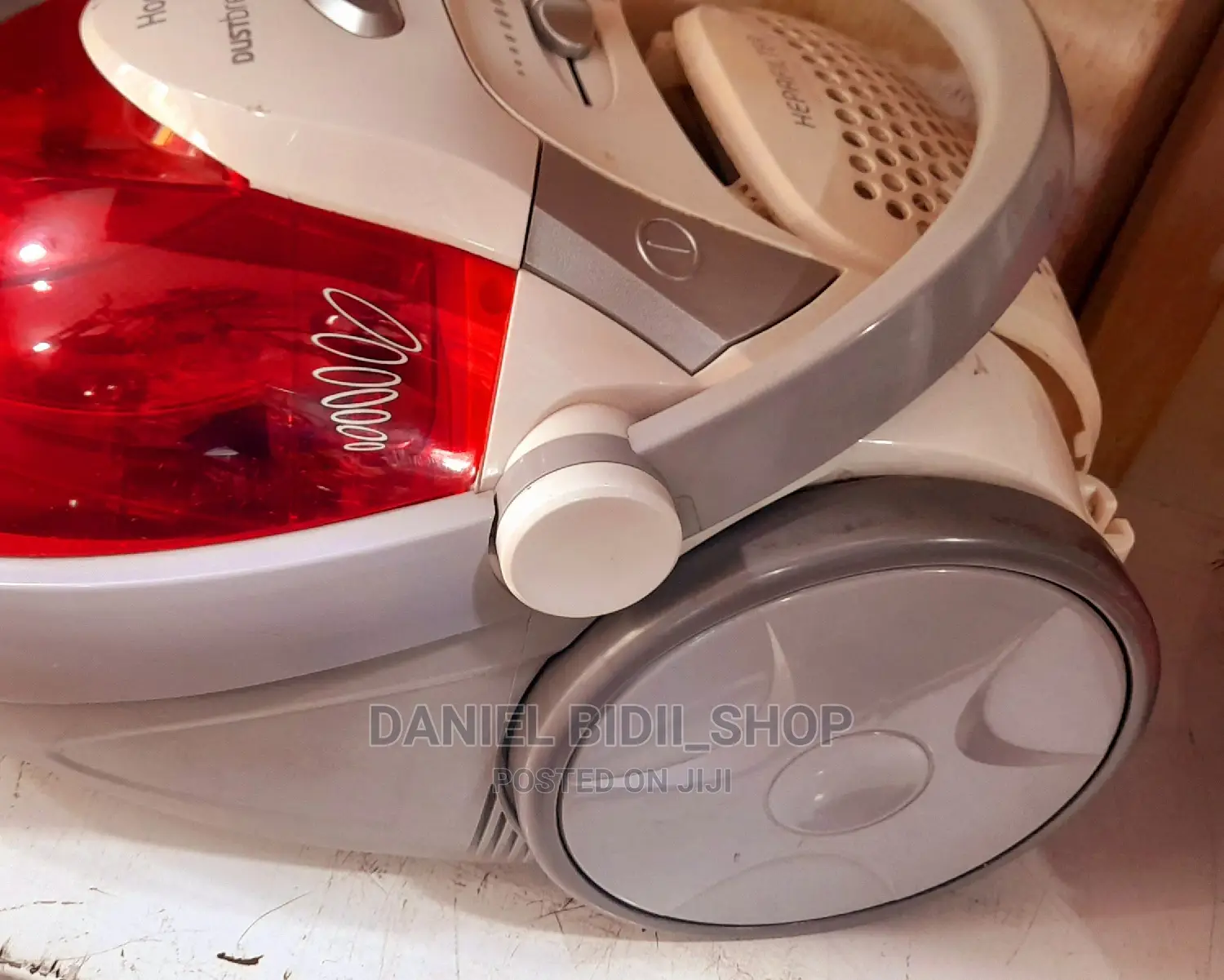 Homend Dustbreaker Vacuum Cleaner 2200w