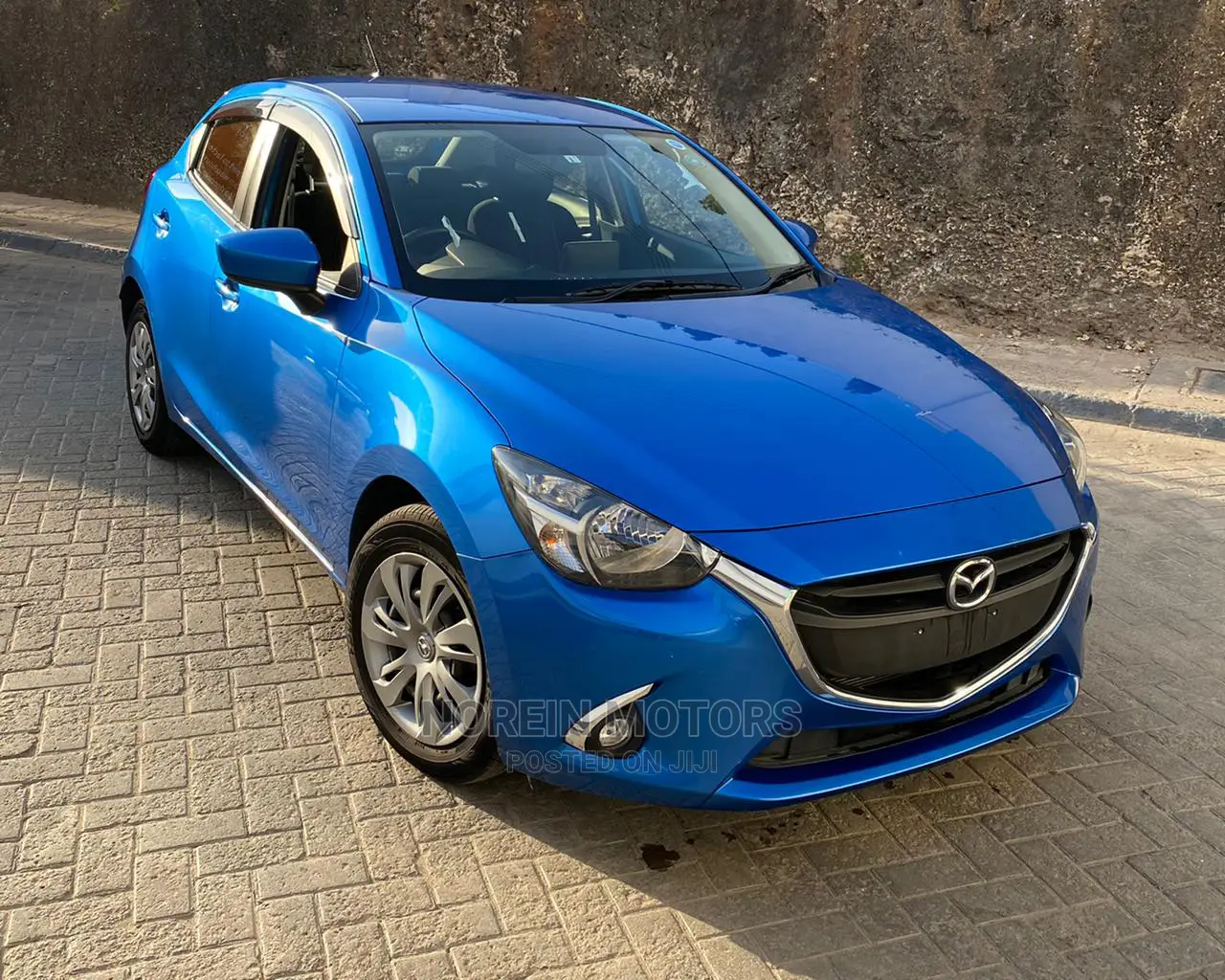 Mazda Demio 2015 Blue