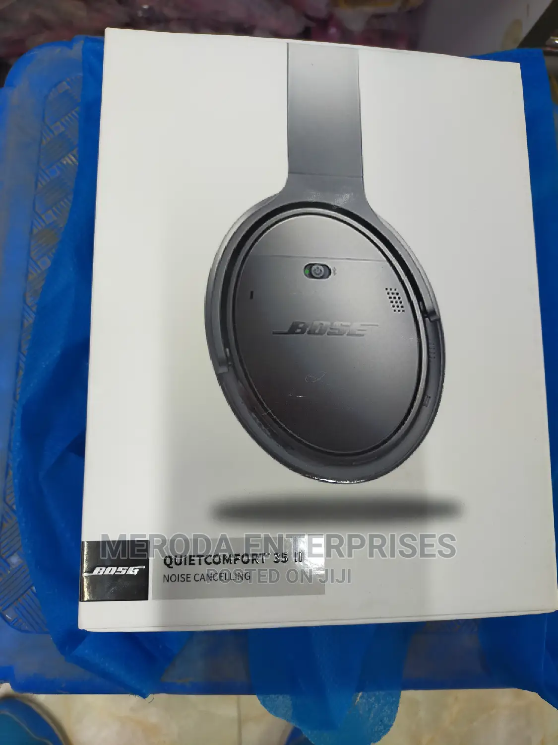 Noise Cancelling Headphones