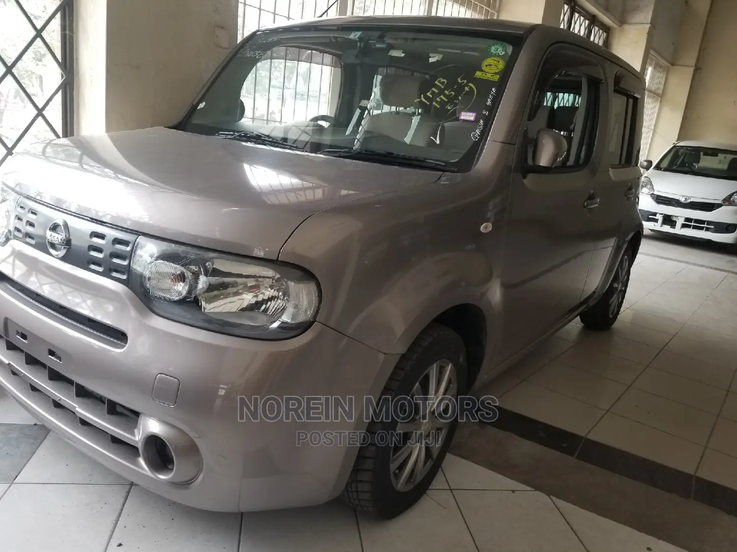 Nissan Cube 2014 Silver