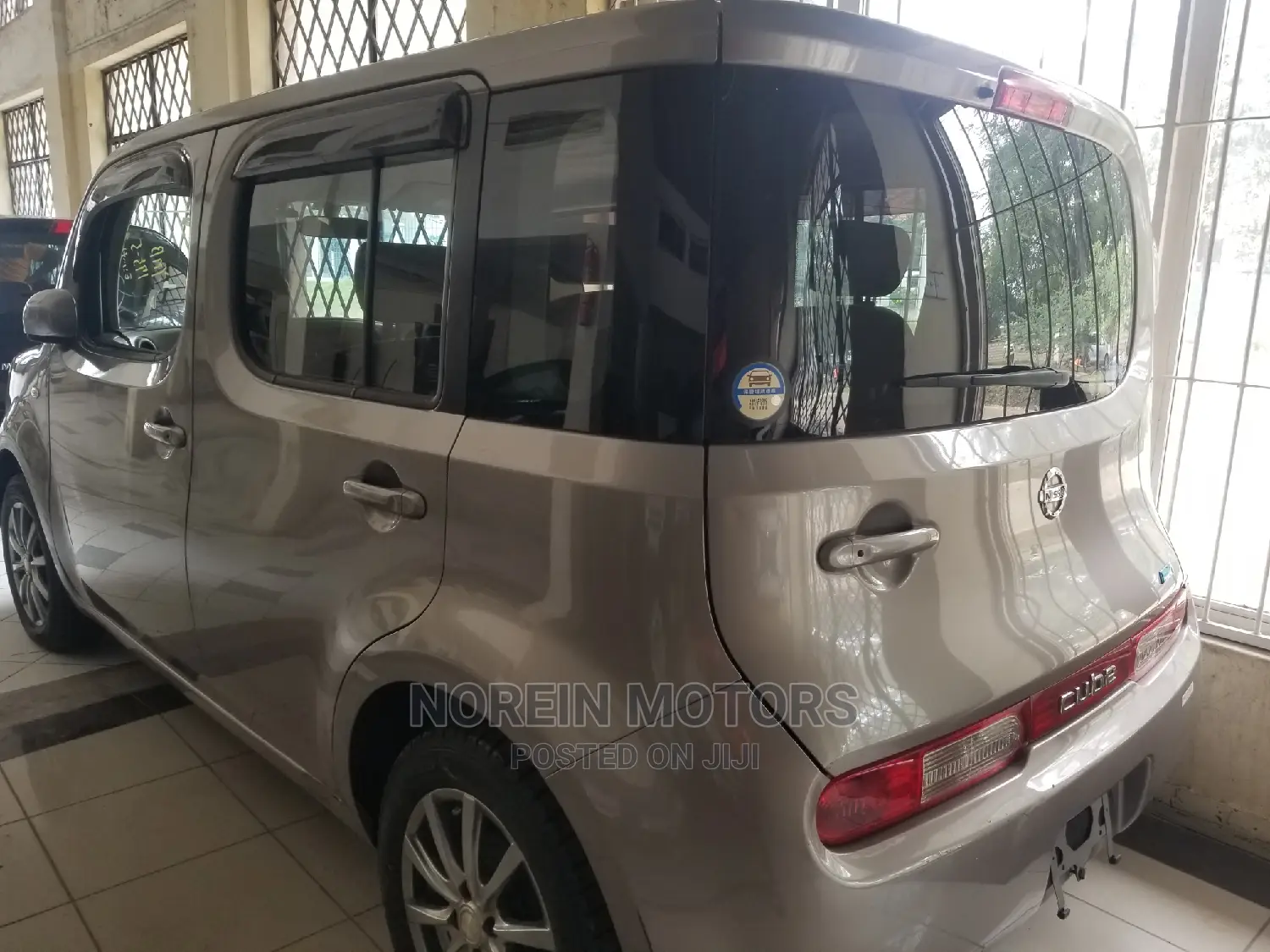 Nissan Cube 2014 Silver