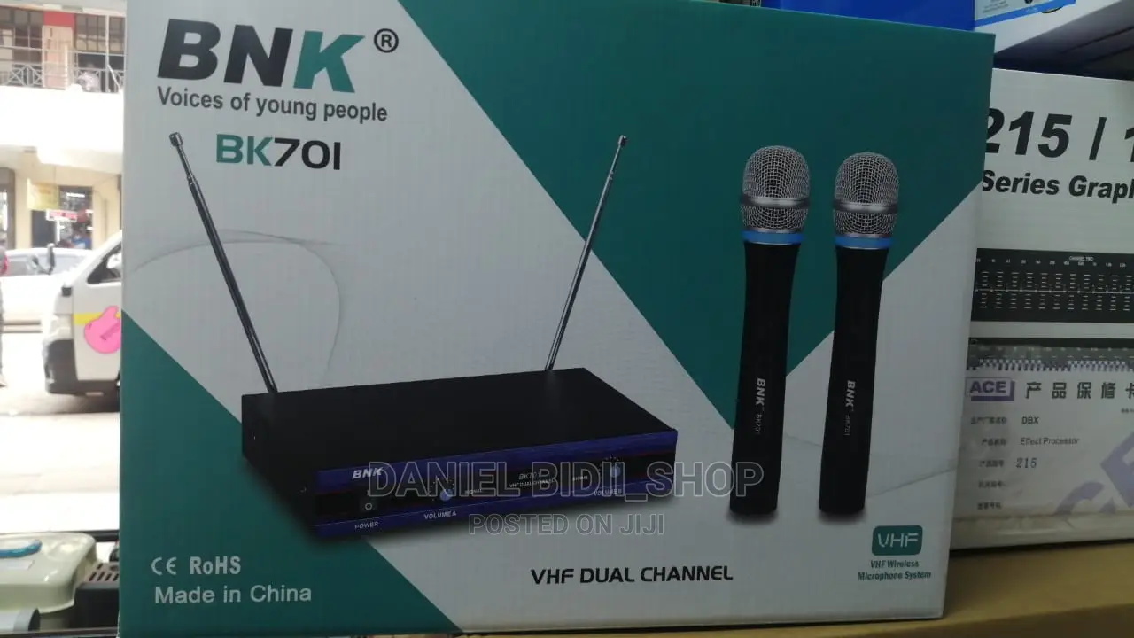 BNK BK701 VHF Dual Wireless Microphone