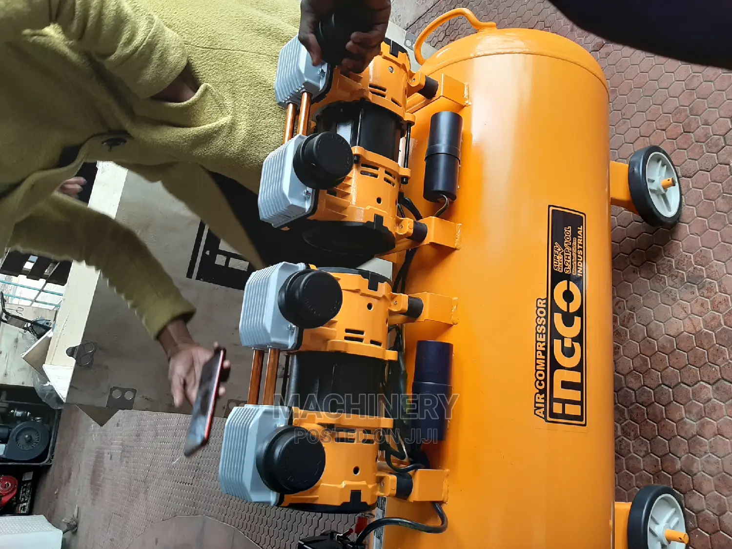 Innco 100l Silent Compressor