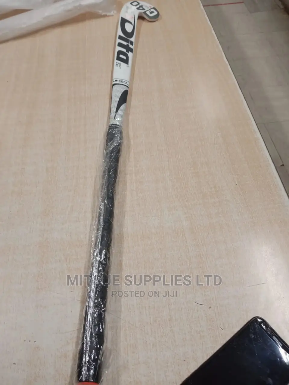 Hockey Stick 'Dita' Mega Pro C40 L-Bow 28''