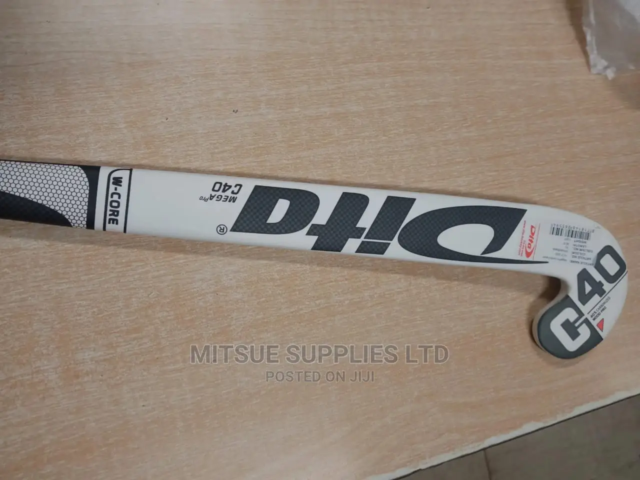 Hockey Stick 'Dita' Mega Pro C40 L-Bow 28''