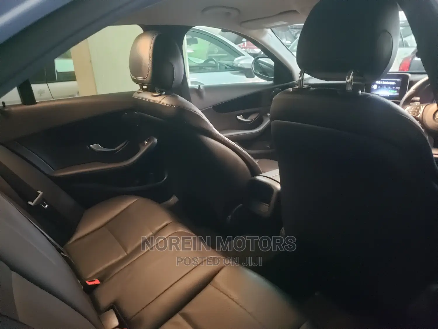 Mercedes-Benz C200 2015 Silver
