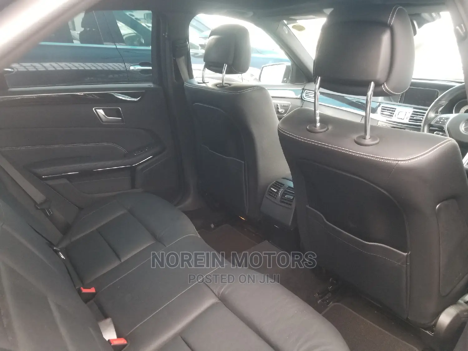 Mercedes-Benz C180 2015 Black