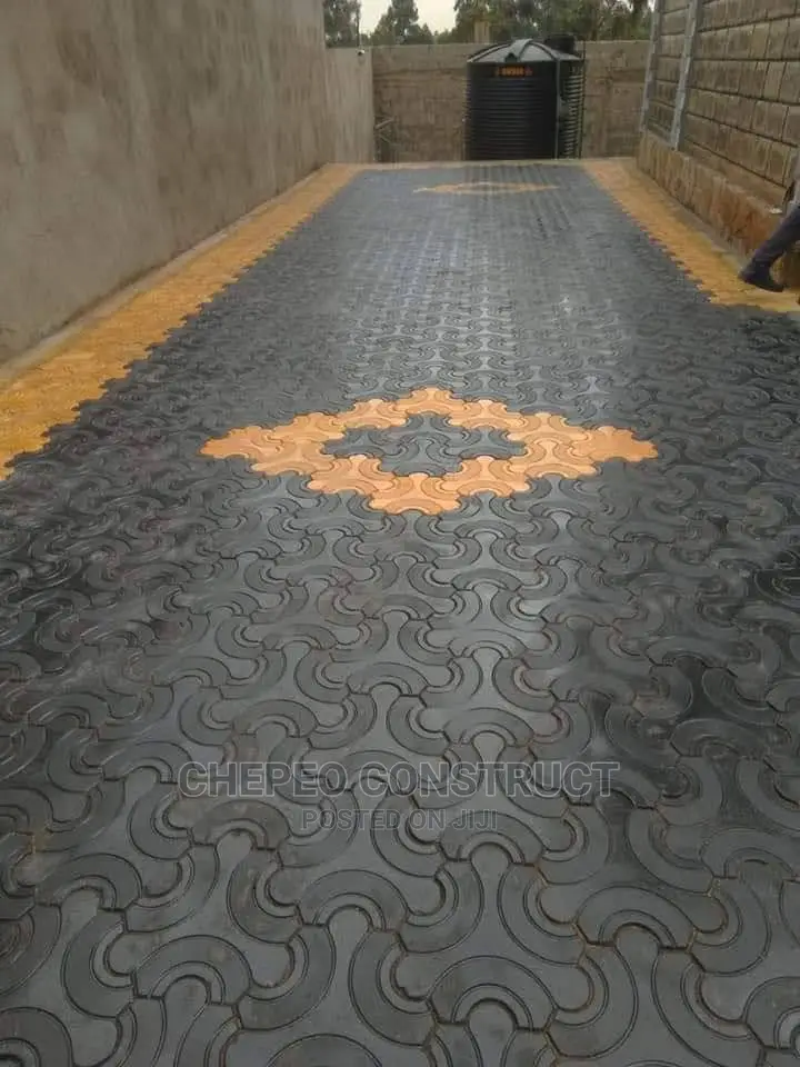 Pavers/ Cabro for Driveway or General Compound