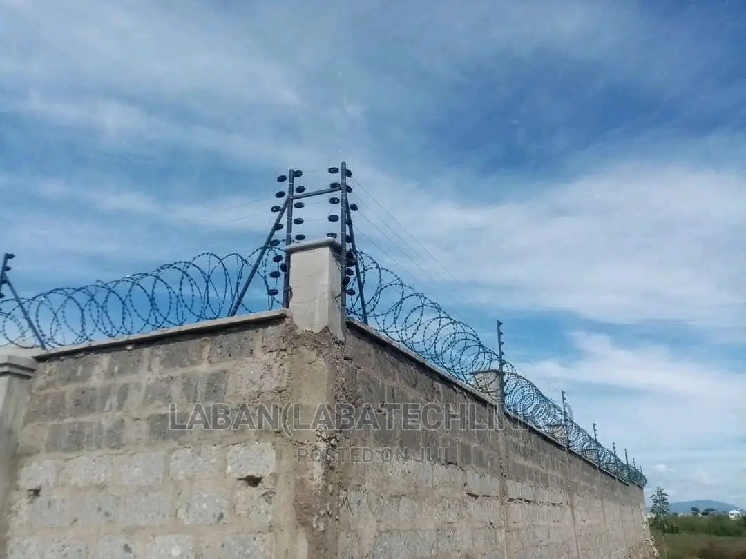 Electric Fence Razor Installation on Great Offer