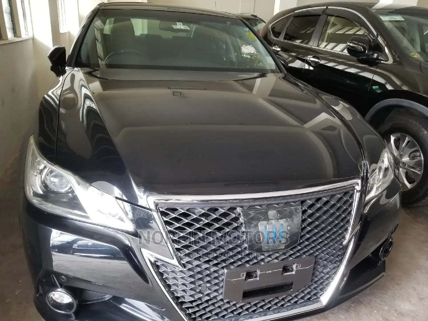 Toyota Crown 2014 Black