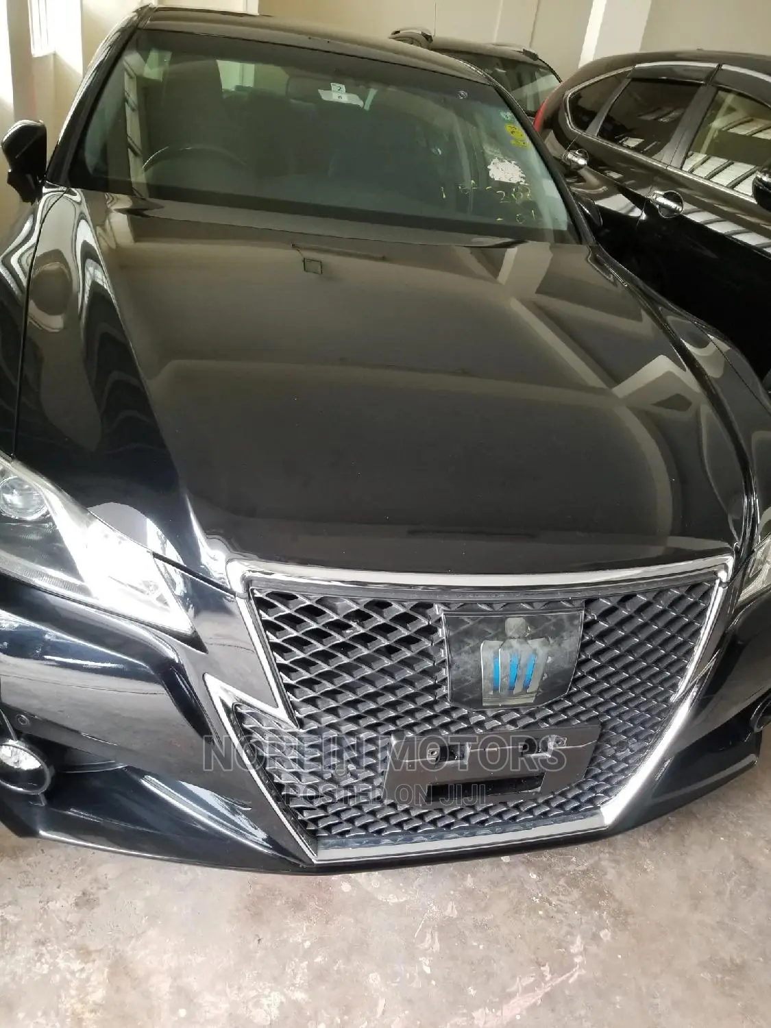 Toyota Crown 2014 Black