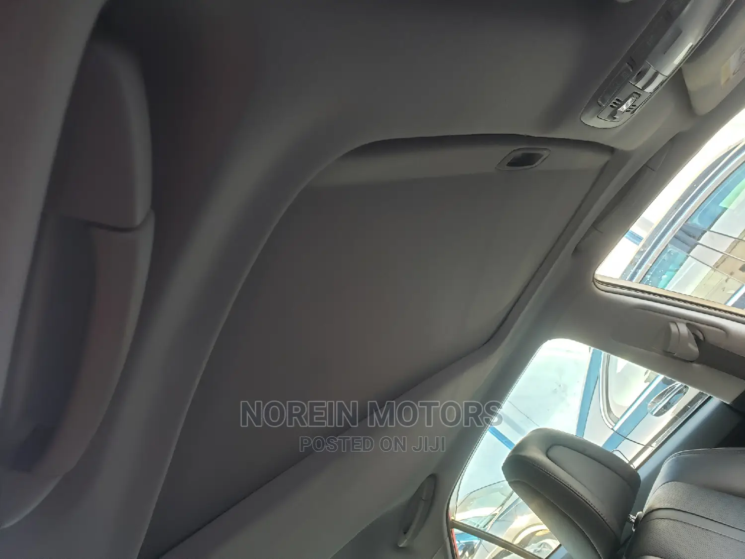 Toyota Crown 2014