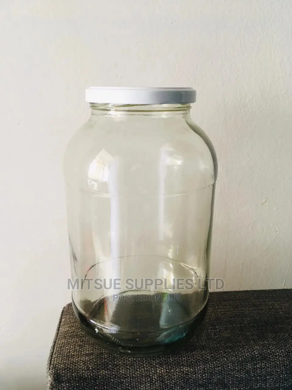 A Box of 30 Glass Jars 2000ml With Airtight Lids