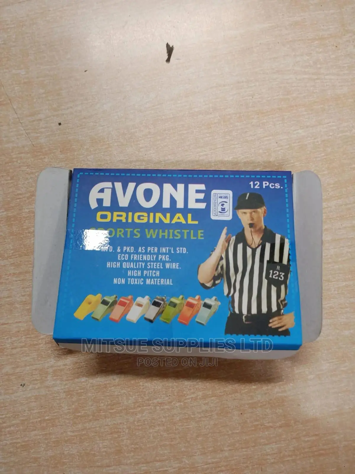 A Pack 12 Plastic Whistle Multicolor Avone/Acme