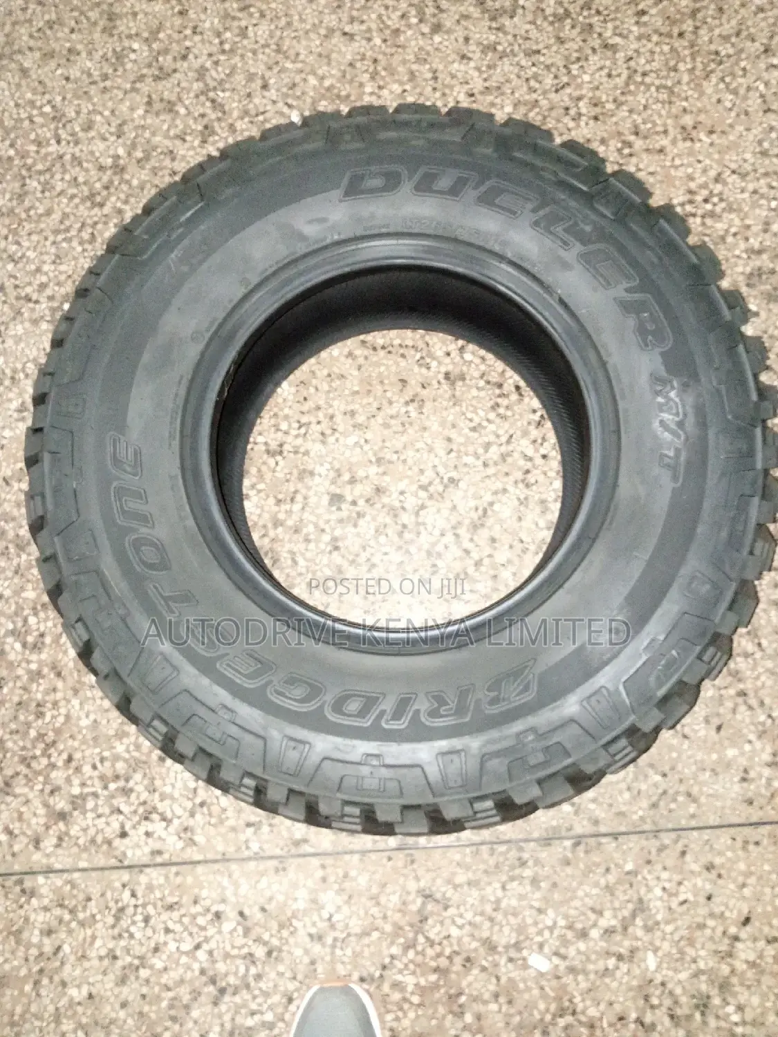 265/75r16 Bridgestone M/T674