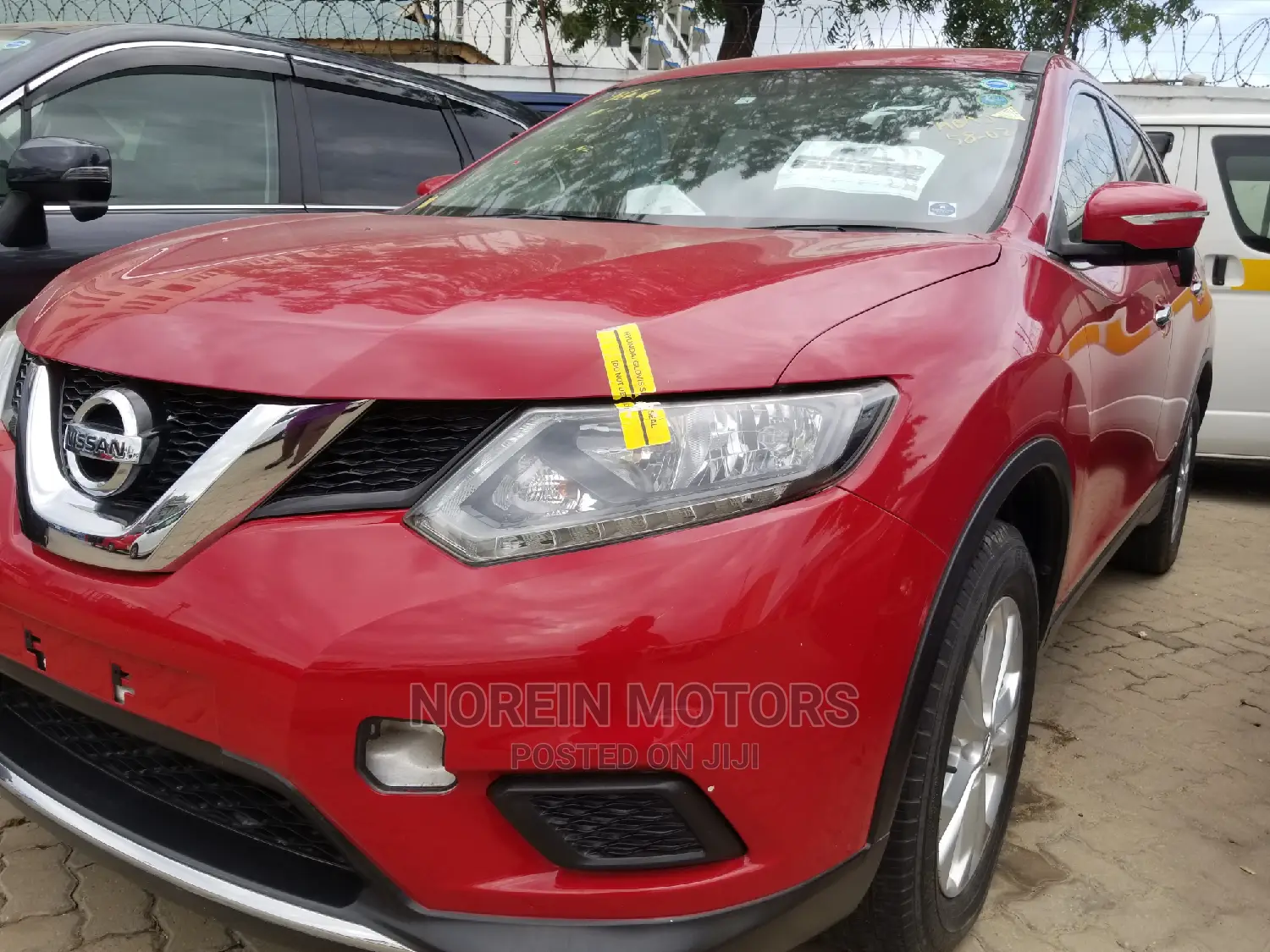 Nissan X-Trail 2015 Red