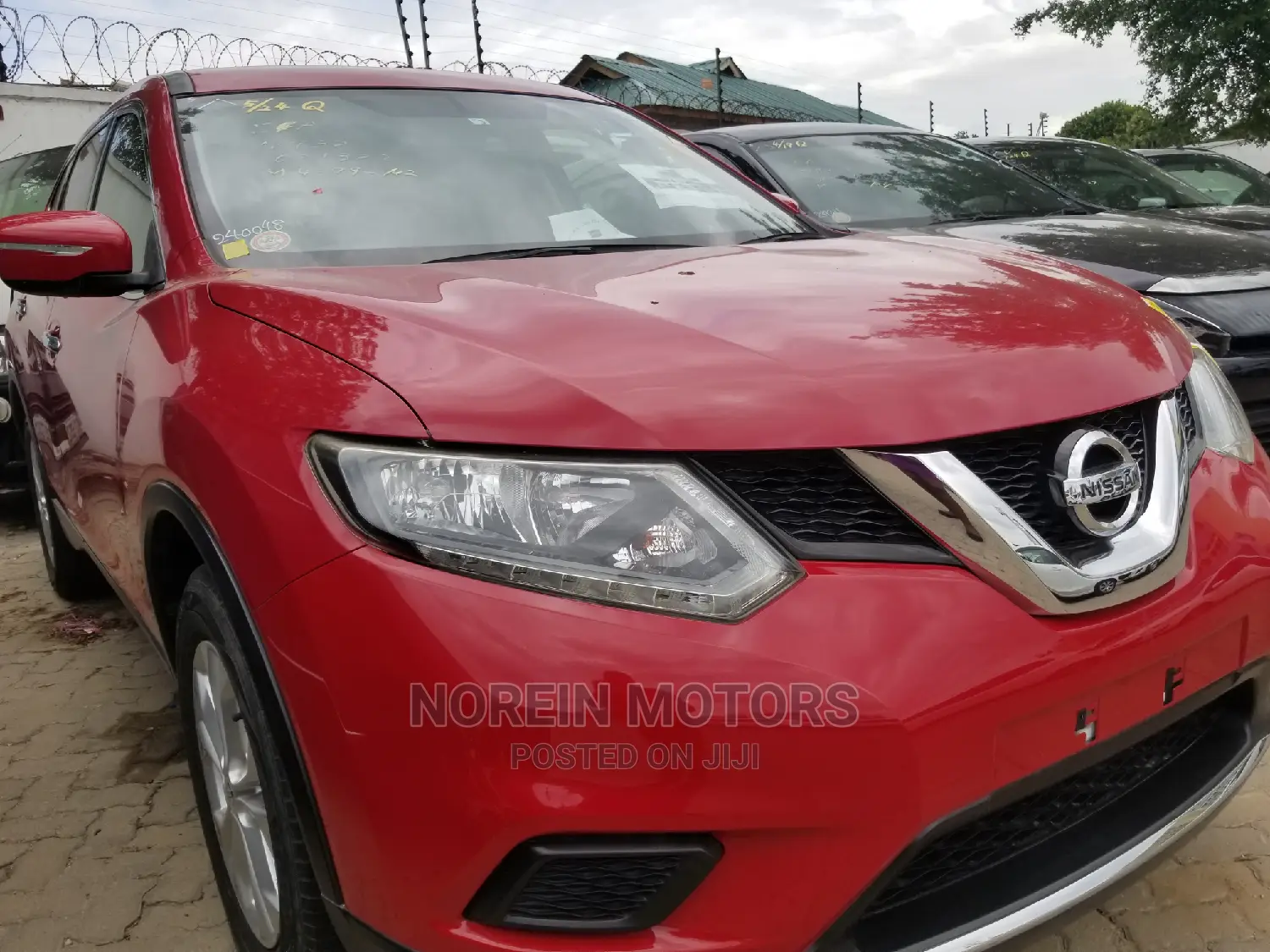 Nissan X-Trail 2015 Red