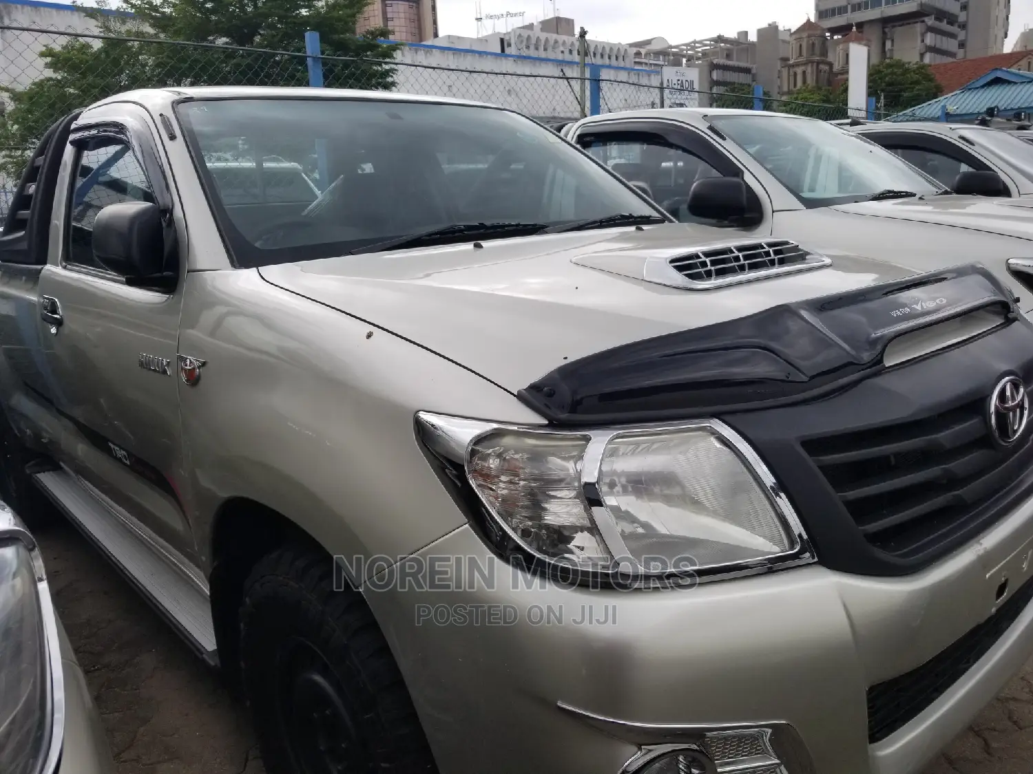 Toyota Hilux 2015 Silver