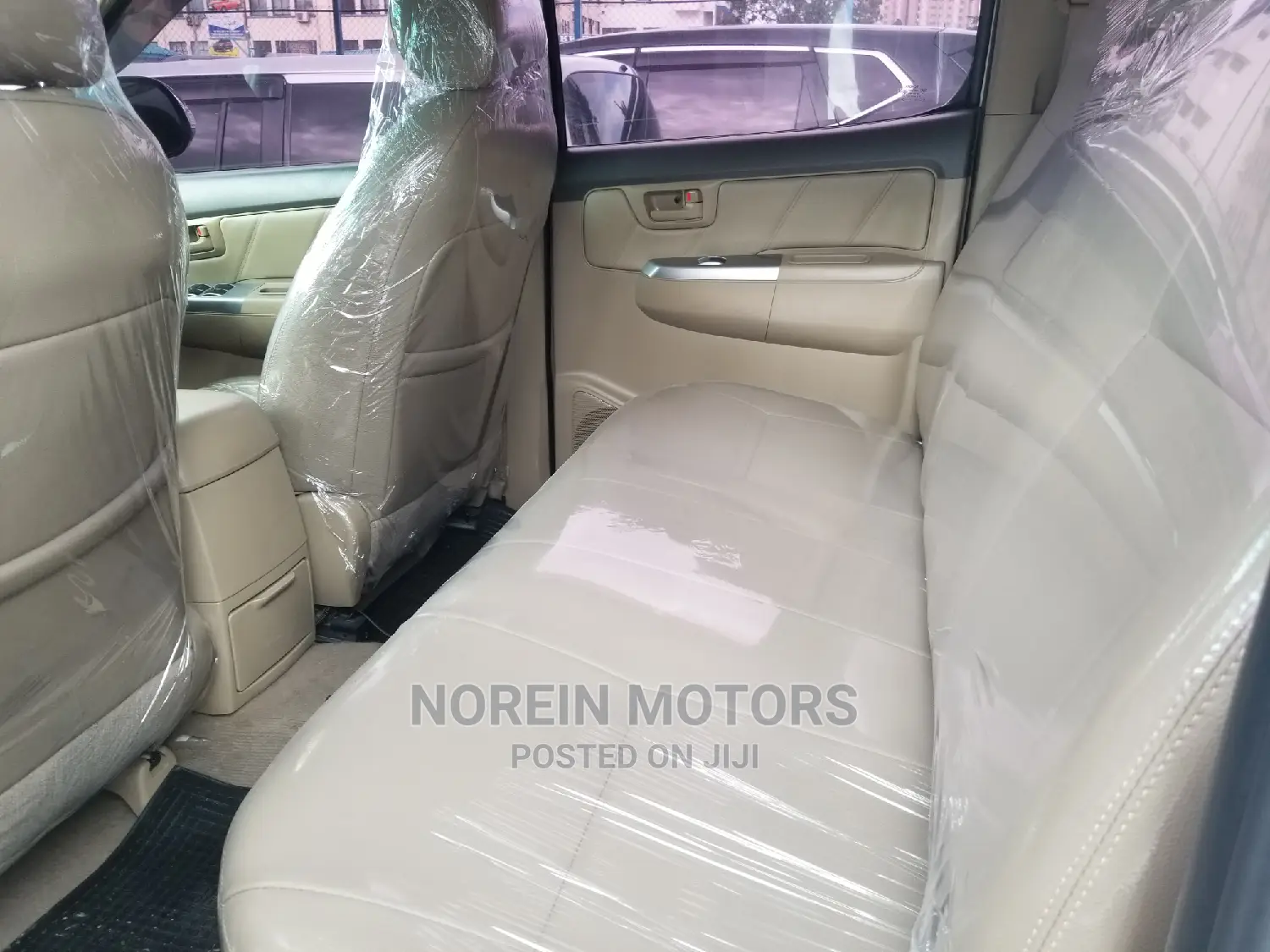 Toyota Hilux 2015 Silver