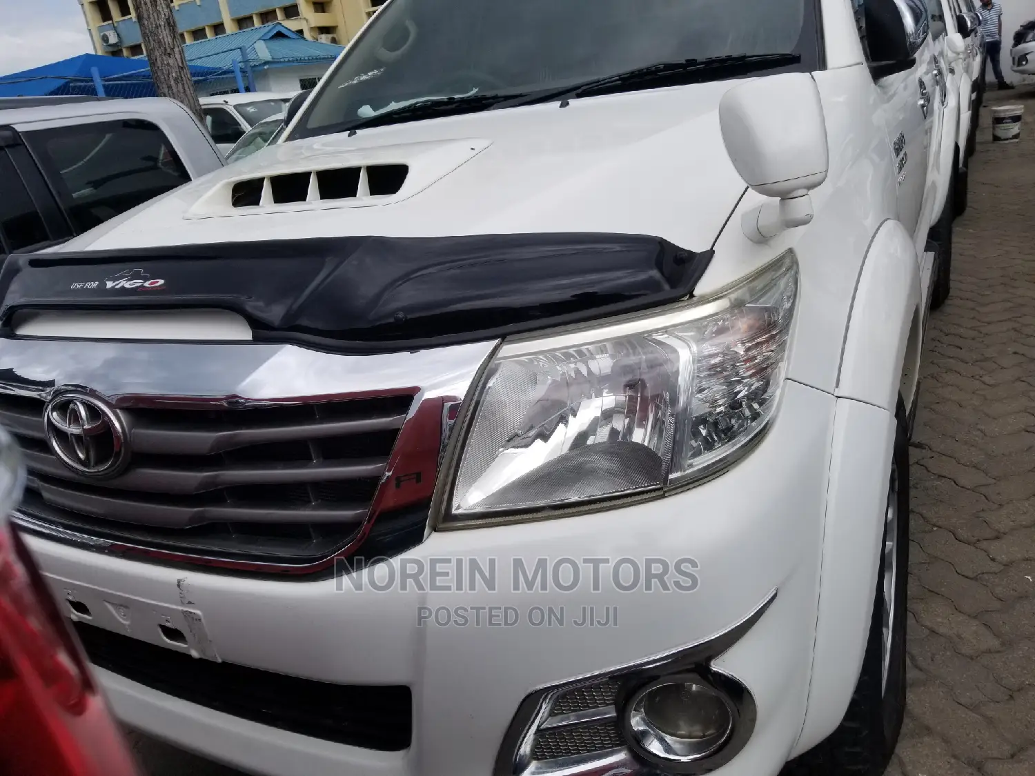 Toyota Hilux 2014 White