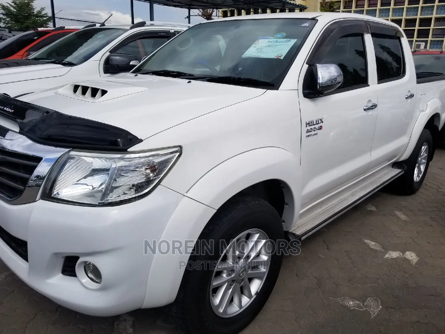 Toyota Hilux 2014 Pearl