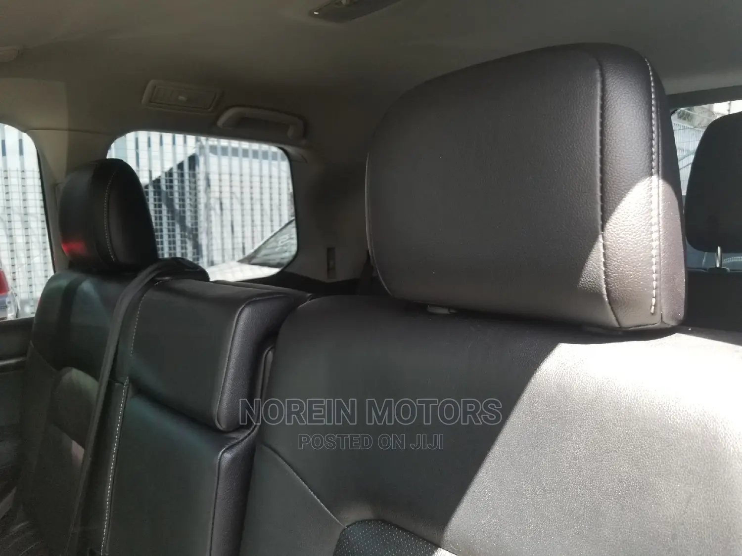 Toyota Land Cruiser 2015 White