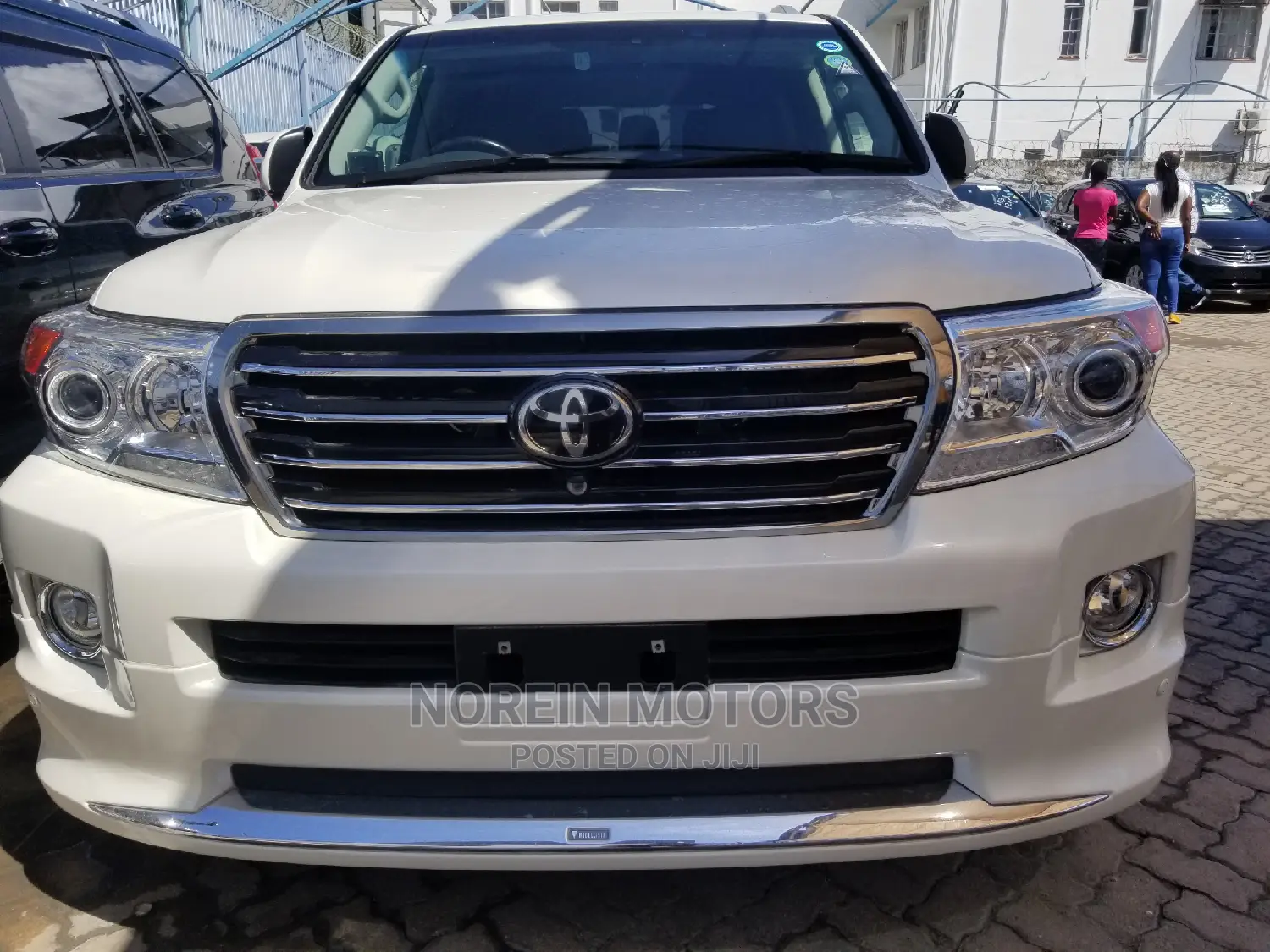 Toyota Land Cruiser 2015 White