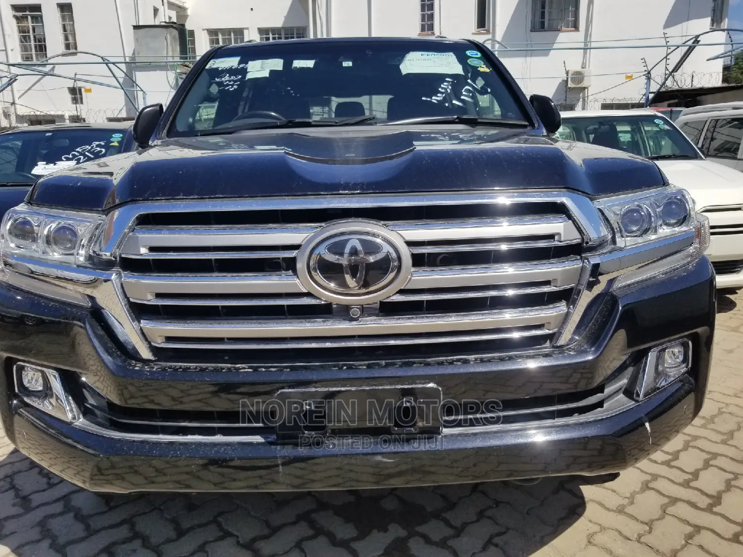 Toyota Land Cruiser 2017 Black