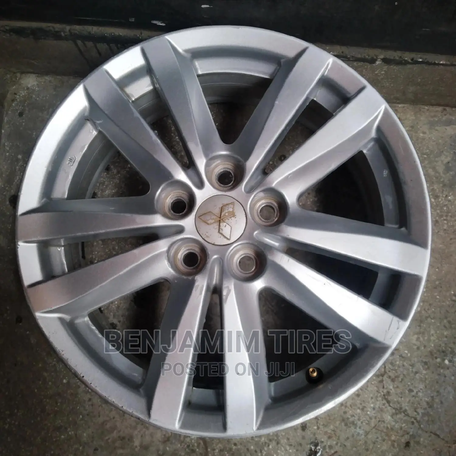 Original Rim Size 17 Inch for Mitsubishi Rvr New Model.