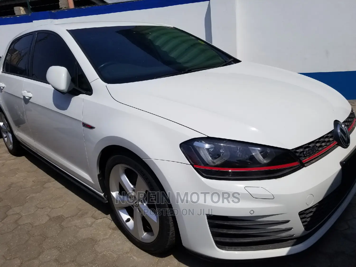 Volkswagen Golf GTI 2015 White