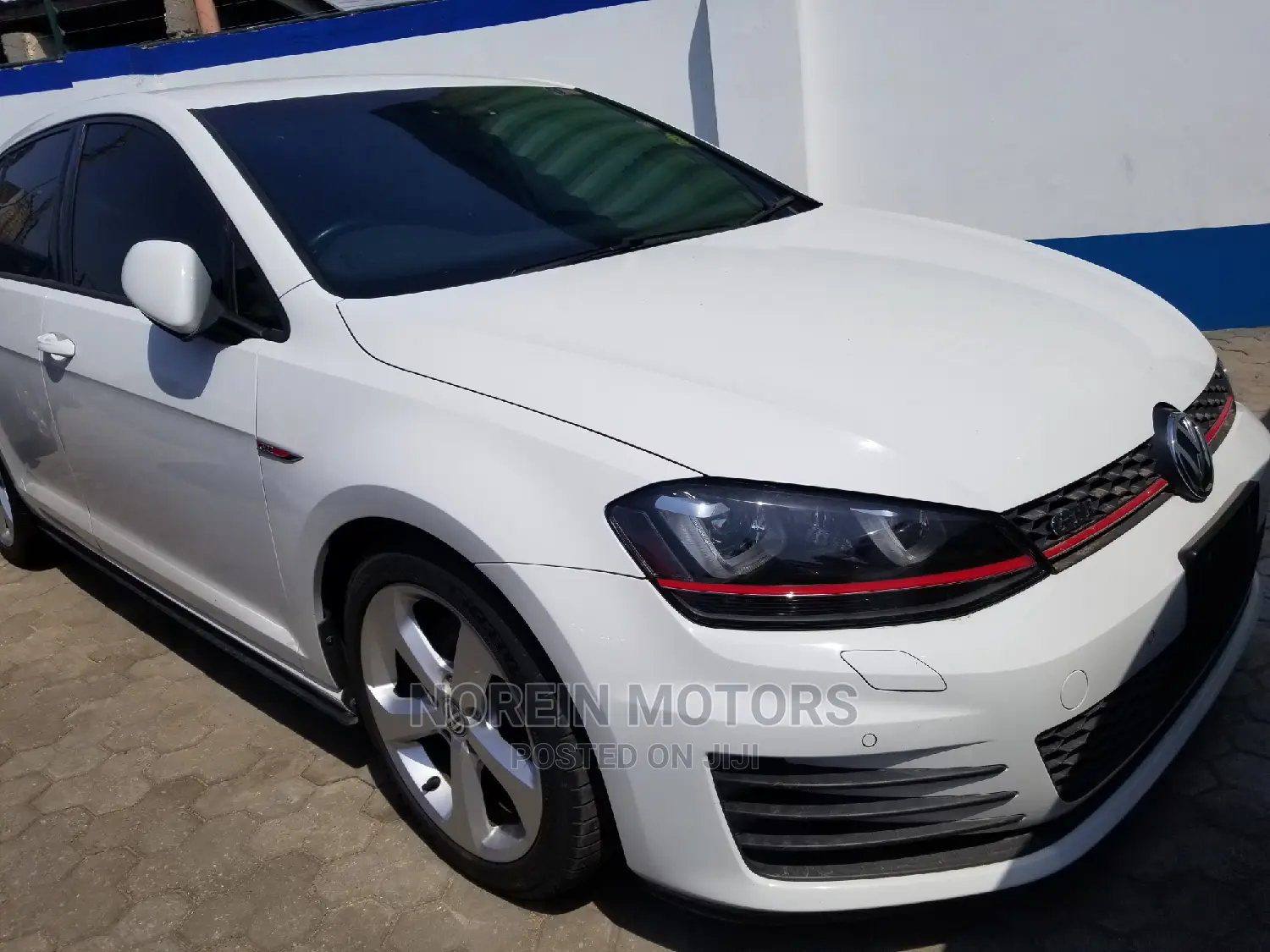 Volkswagen Golf GTI 2015 White