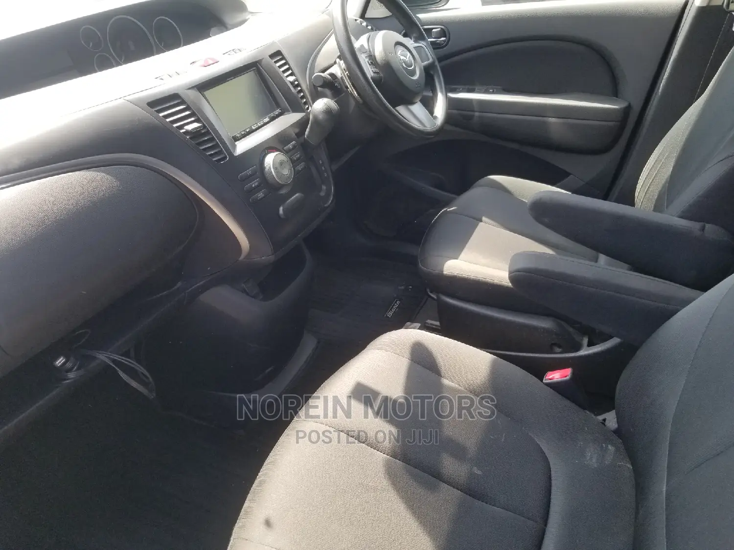 Mazda Biante 2014 Silver