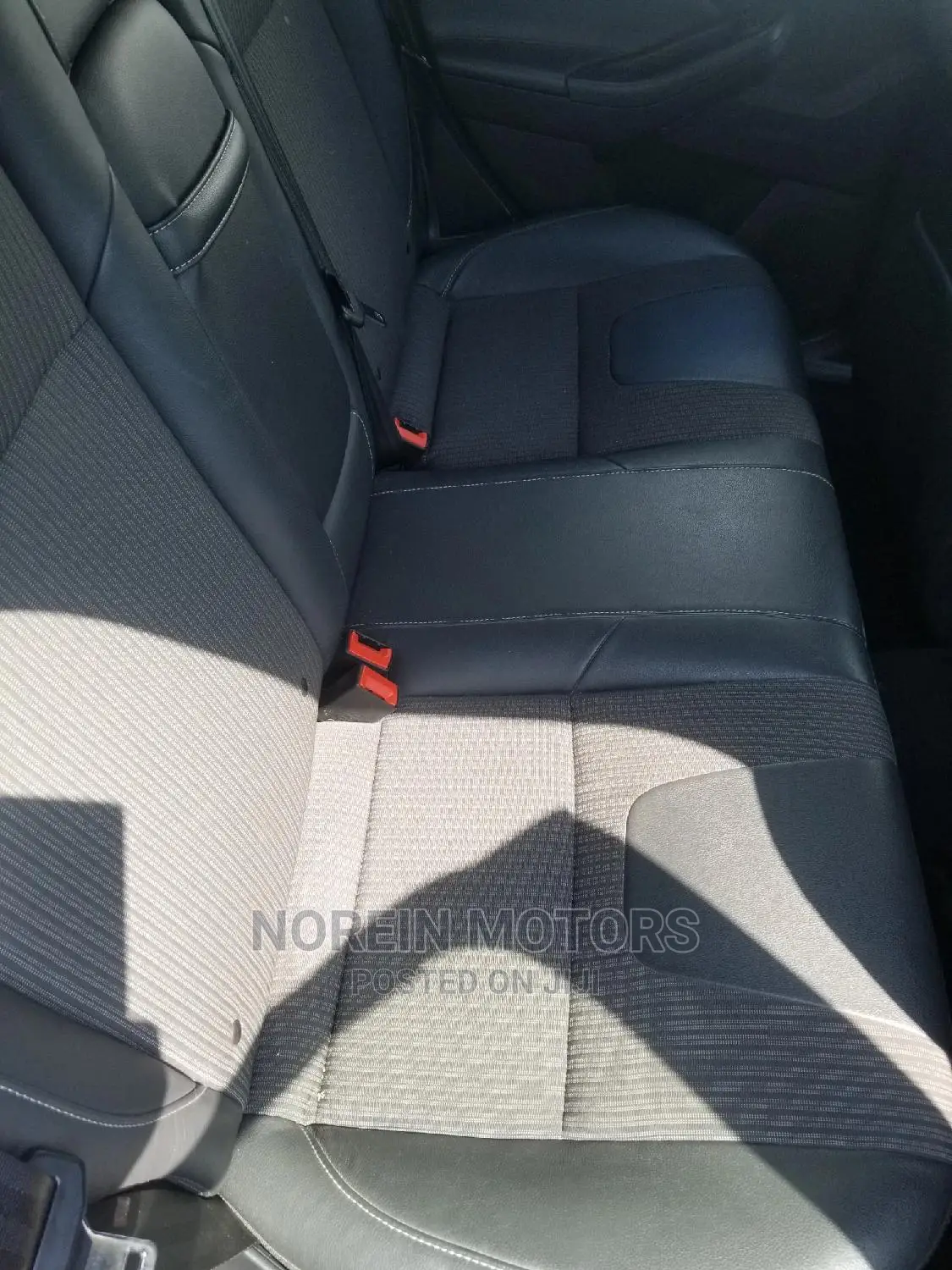 Ford Sport Trac 2009 Red
