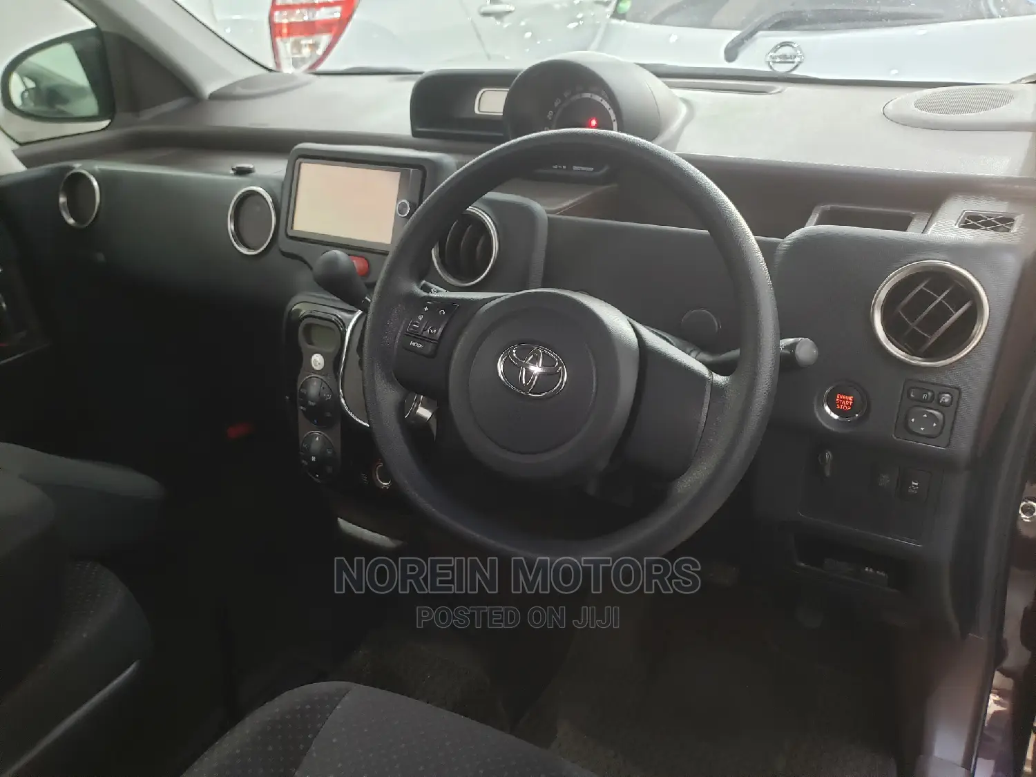 Toyota Spade 2015 Black