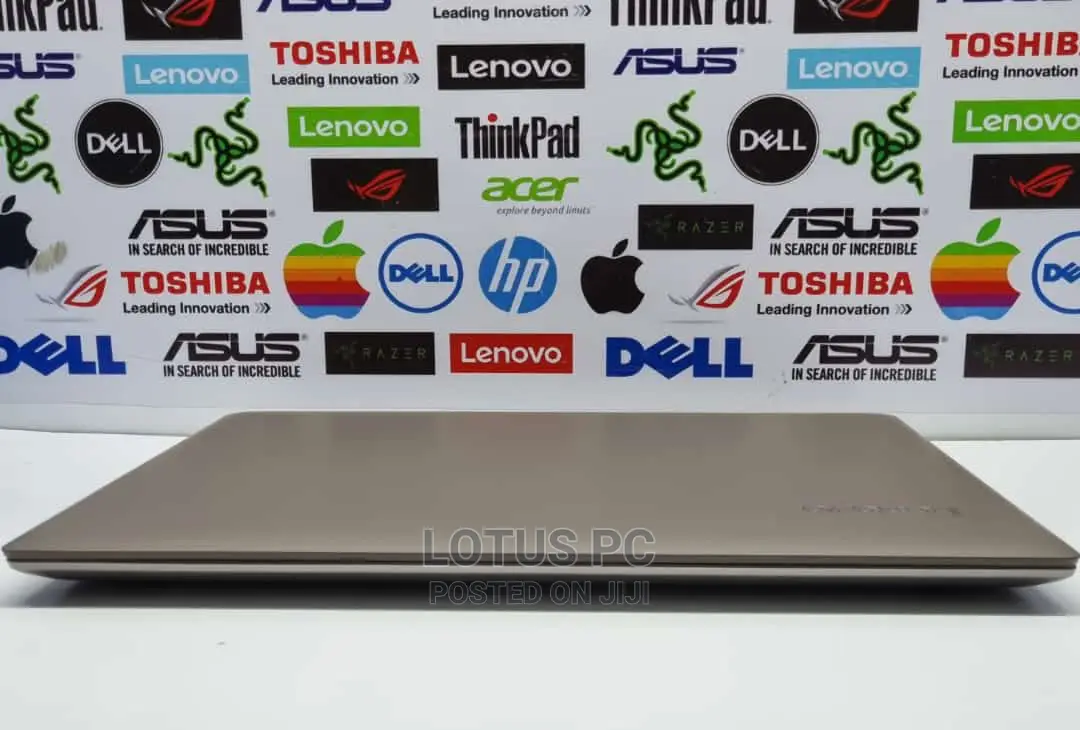 Laptop Lenovo V330 8GB Intel Core I5 HDD 1T