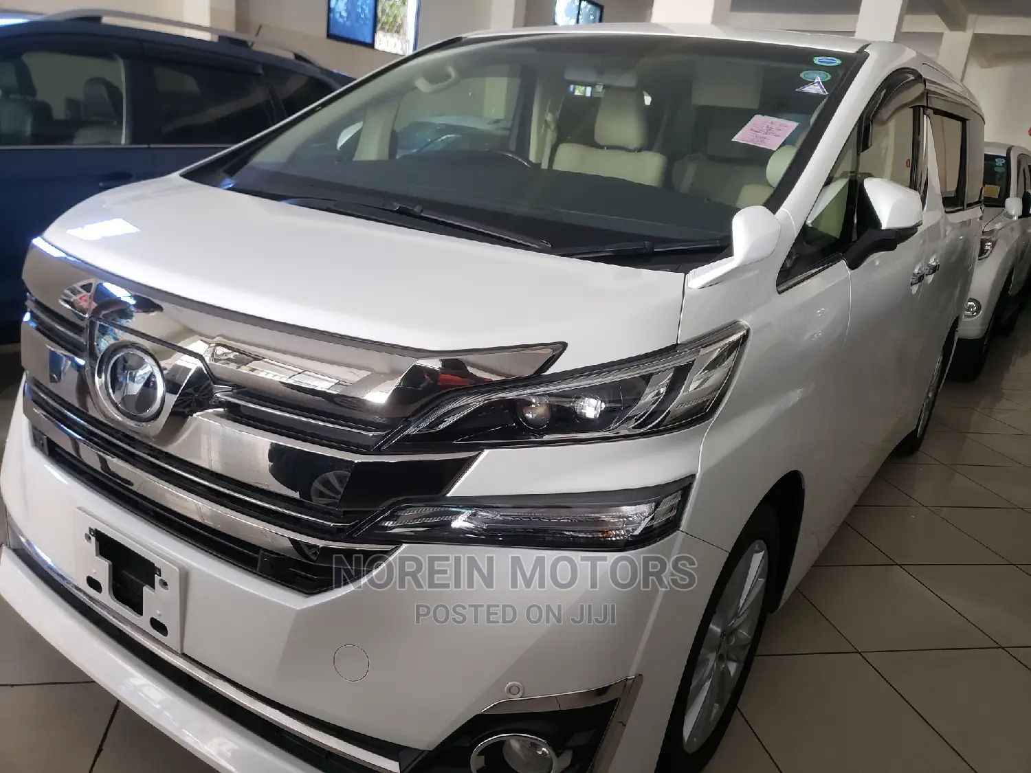 Toyota Vellfire 2015 Off White