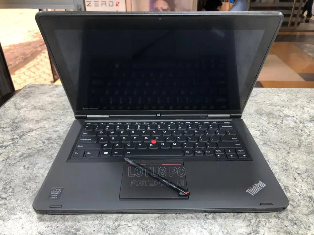 Laptop Lenovo ThinkPad Yoga 370 8GB Intel Core I5 SSD 256GB