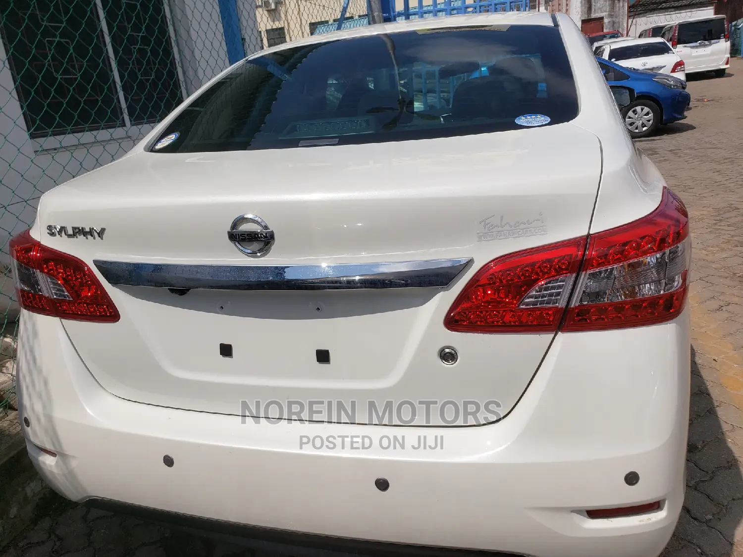Nissan Bluebird 2014 Pearl