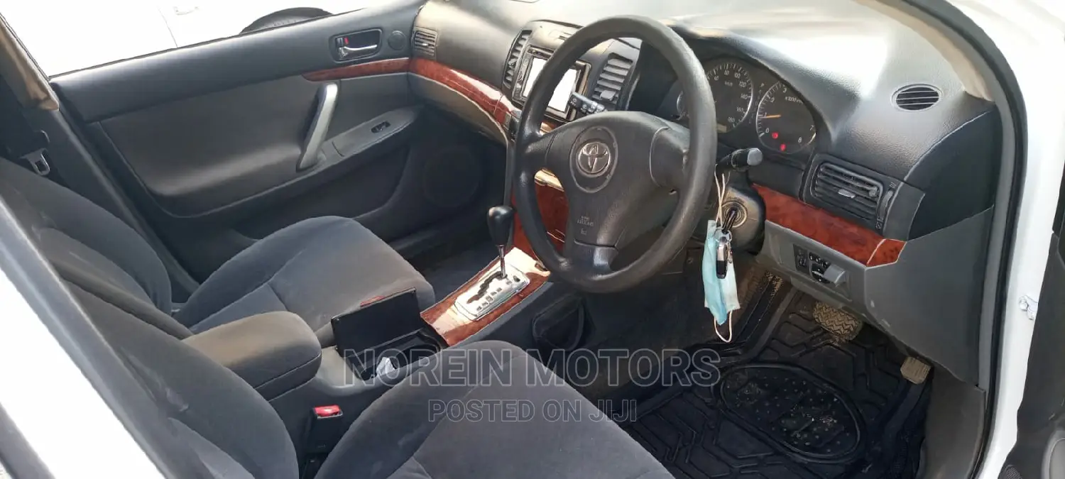 Toyota Vellfire 2014 Black