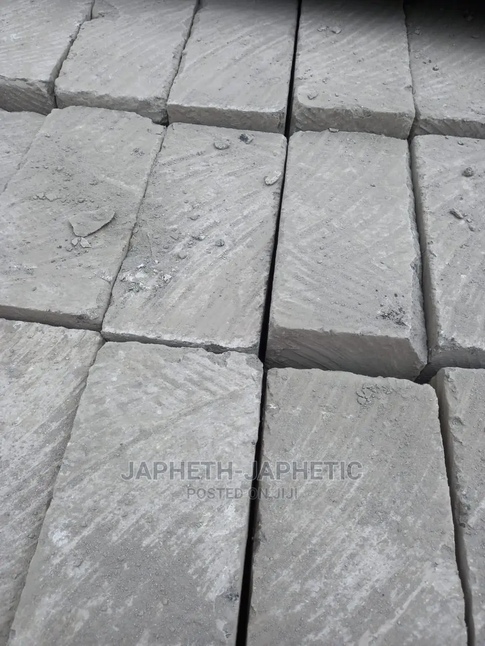 Quality Quality Machine Cut Stones