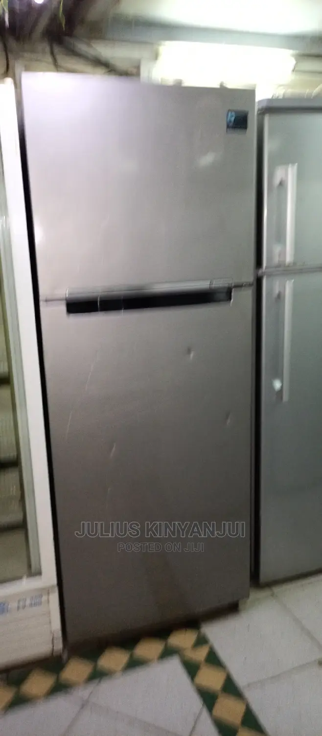 Twin Cooling Double Door Fridge