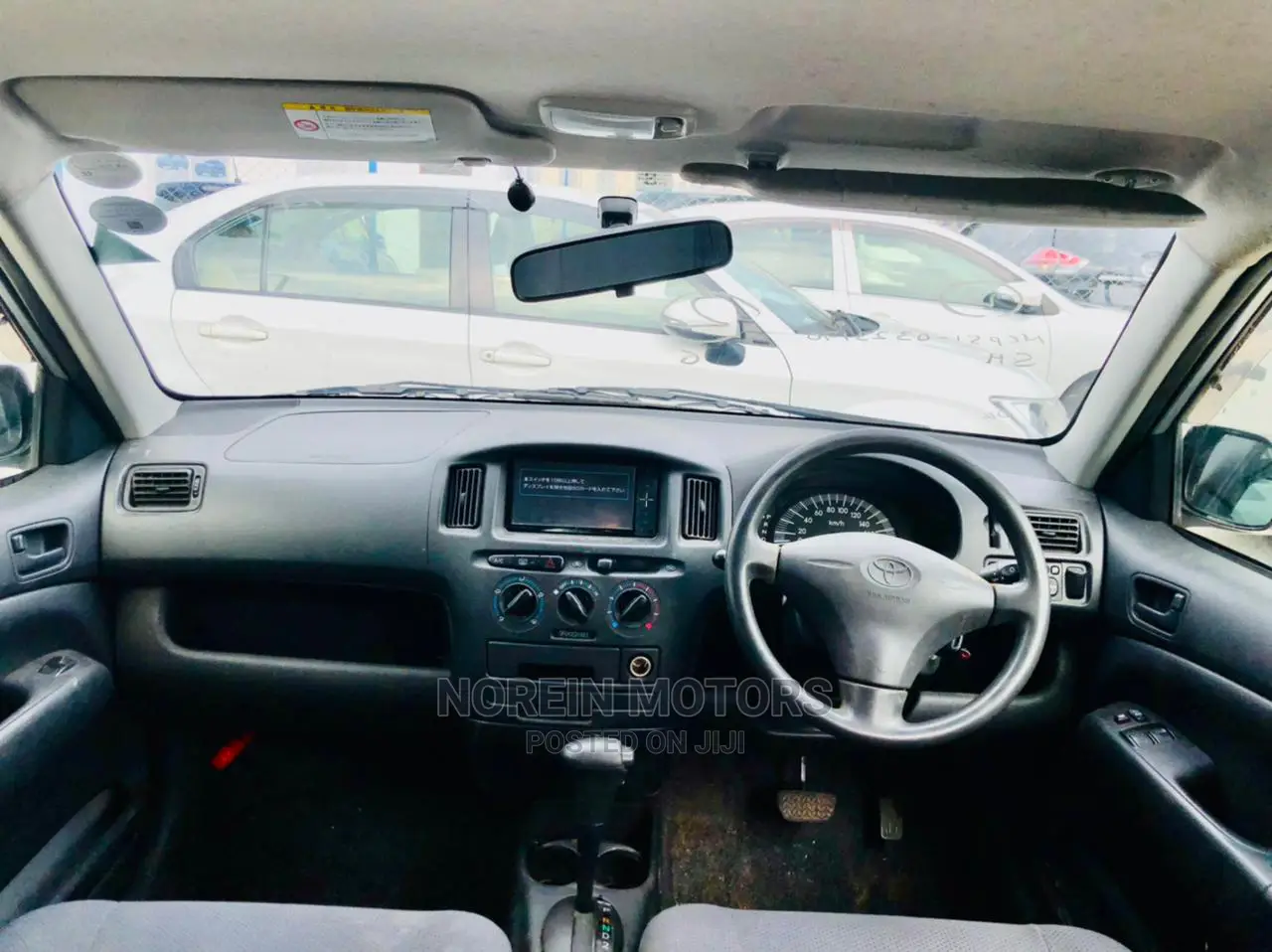 Nissan Serena 2013 Silver