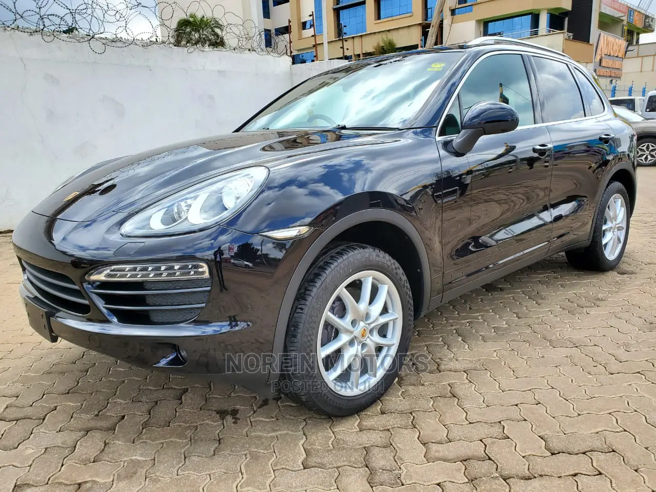Porsche Cayenne 2015 Black