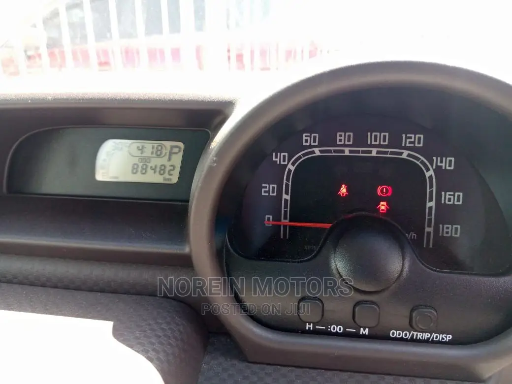 Toyota Spade 2014 Matt Black