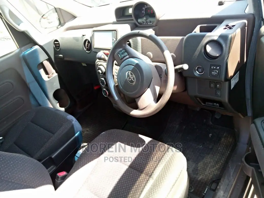 Toyota Spade 2014 Matt Black