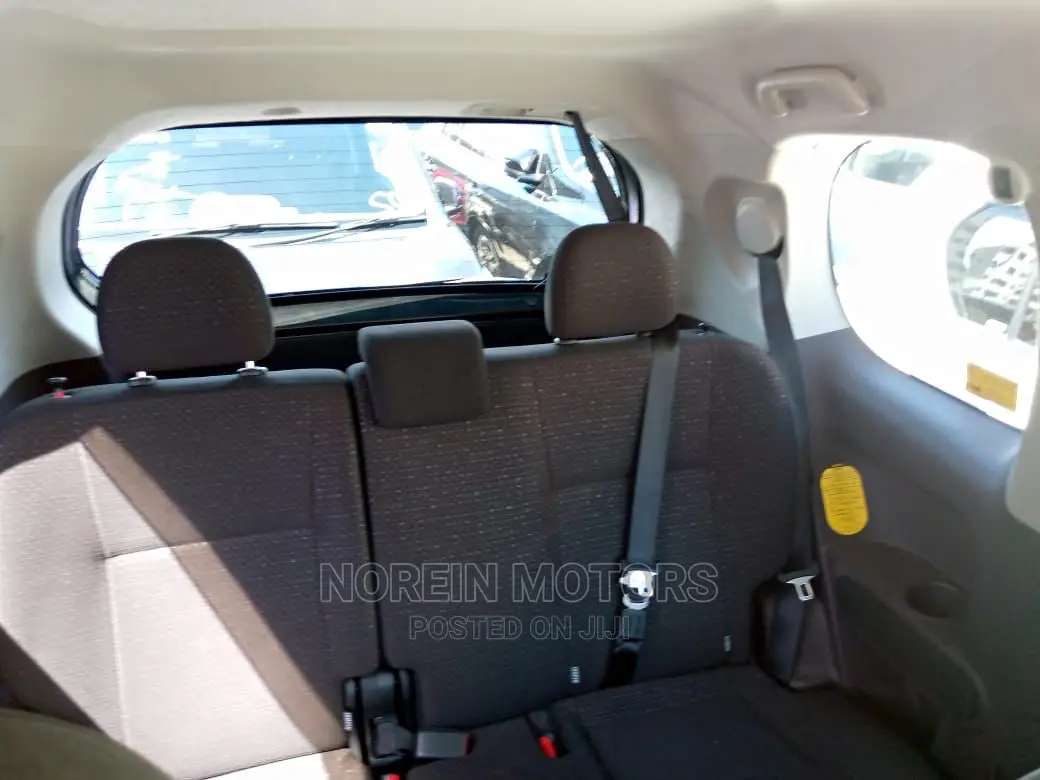 Toyota Spade 2014 Matt Black
