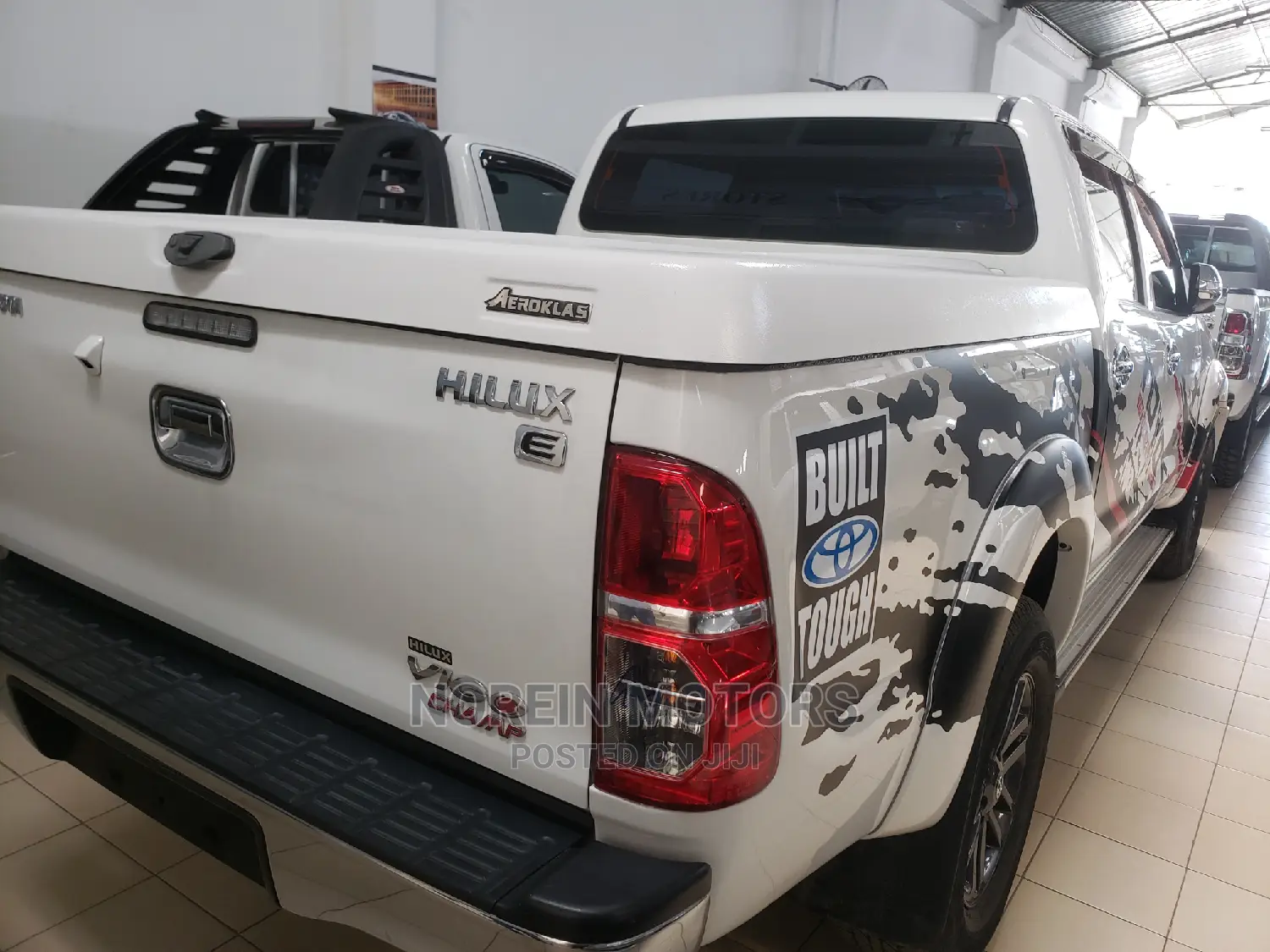 Toyota Hilux 2014 White