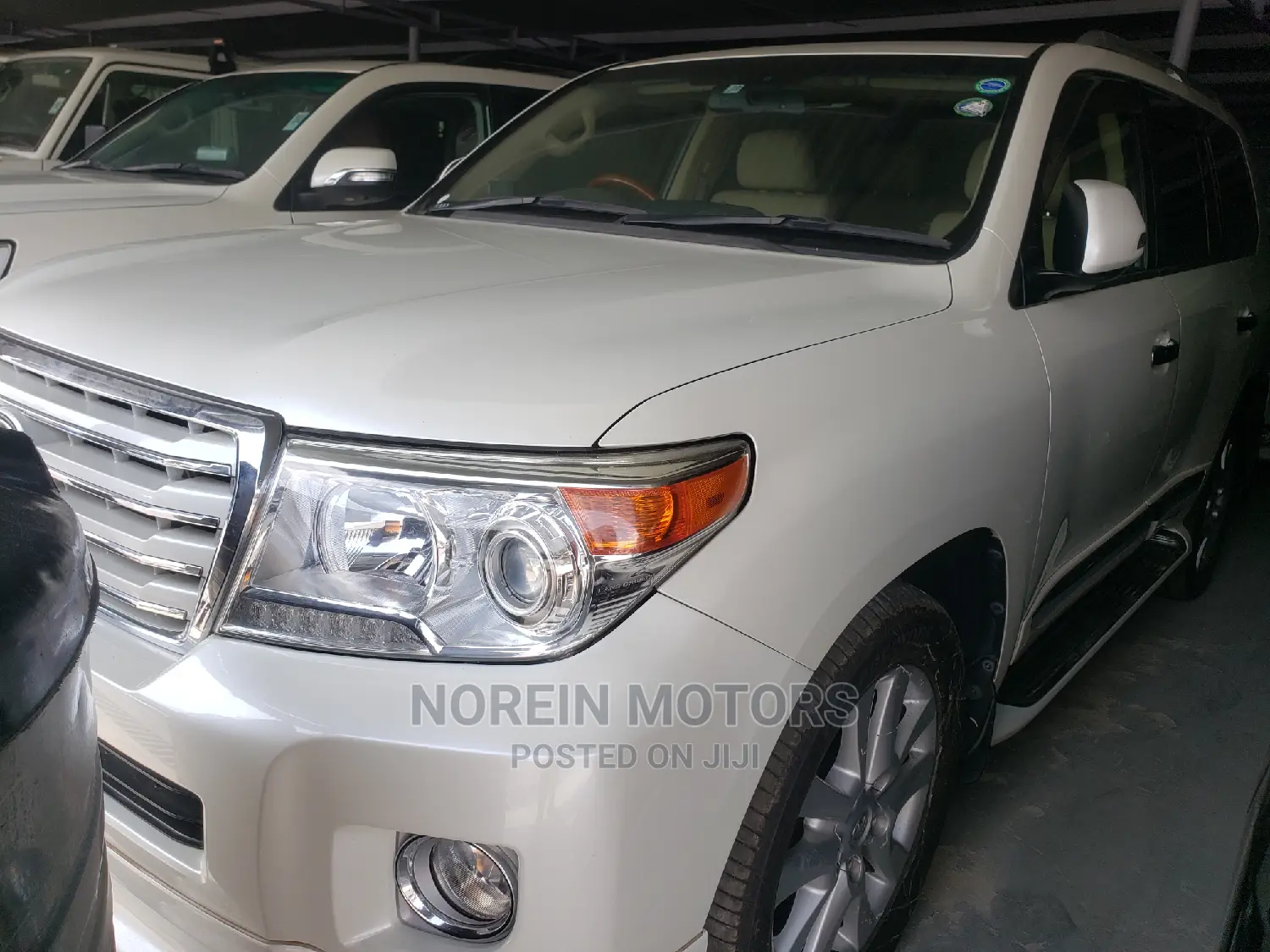 Toyota Land Cruiser 2014 White